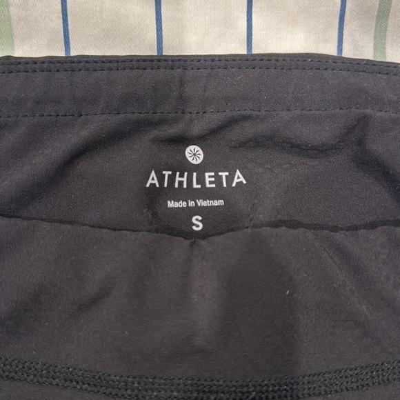 Athleta running crops - Picture 4 of 4